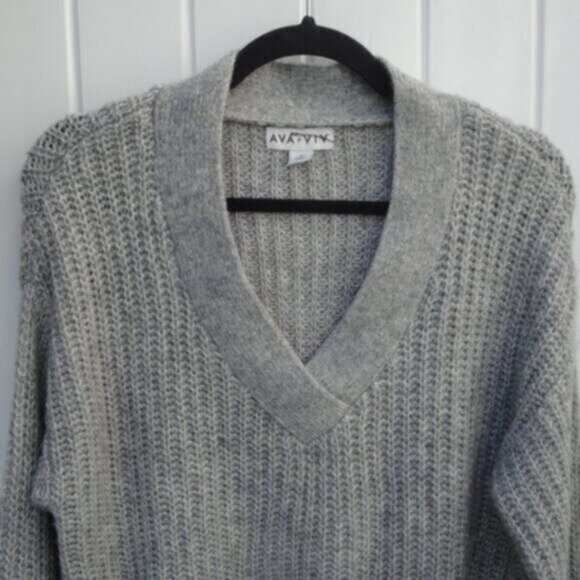 Ava & VIV Sweater Women's Size X V-Neck Gray Pullover - Picture 2 of 3